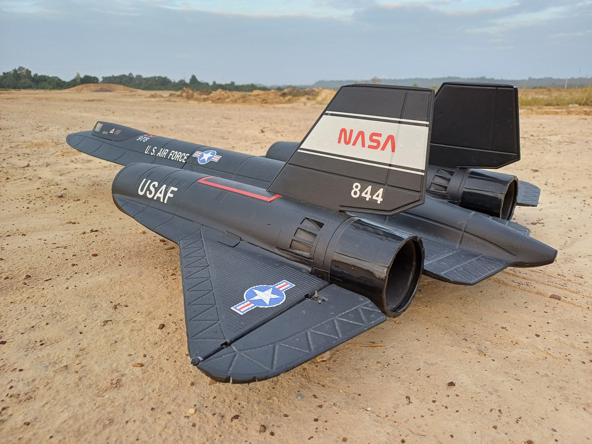 LANXIANG SR-71 Blackbird twin 64mm EDF - 750mm - SupermotoXL